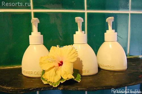 Phi Phi Island Village Beach Resort & Spa 34